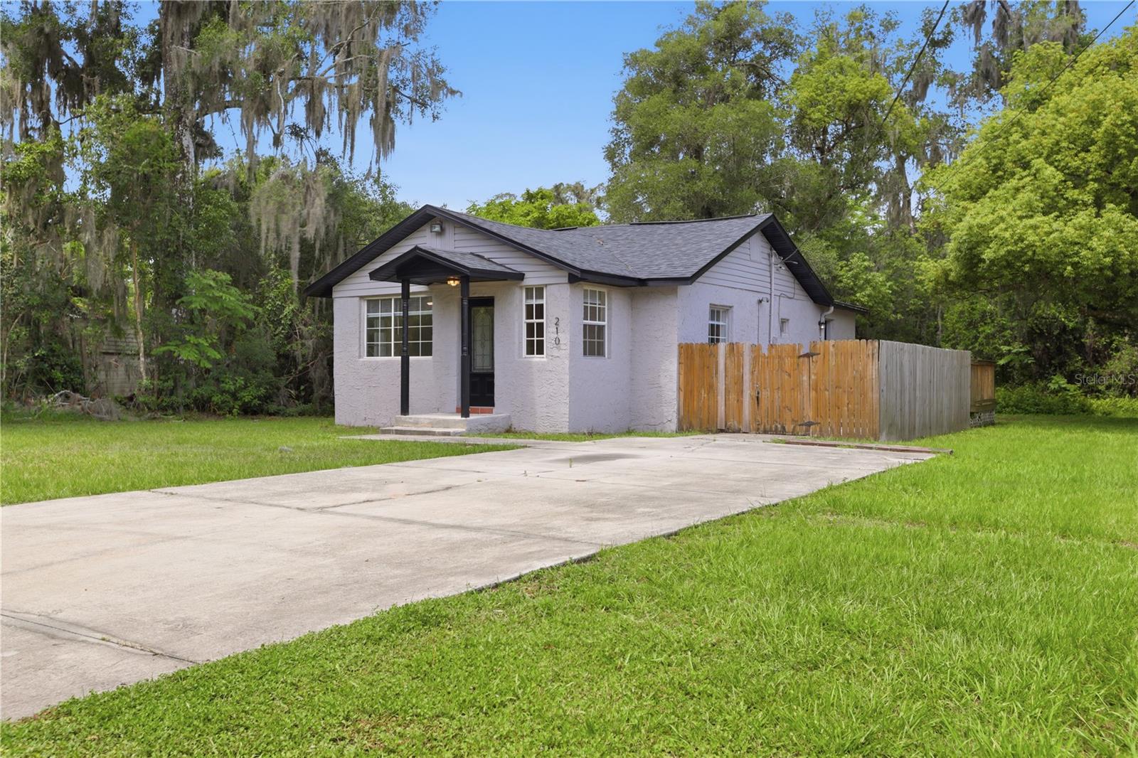 210 WINSLOW AVE, DELAND, FL — photo 3