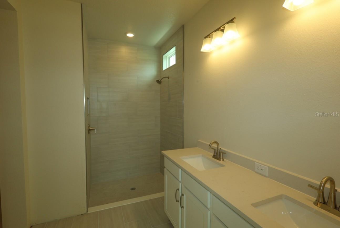 31105 PENDLETON LANDING CIR, WESLEY CHAPEL, FL — photo 12