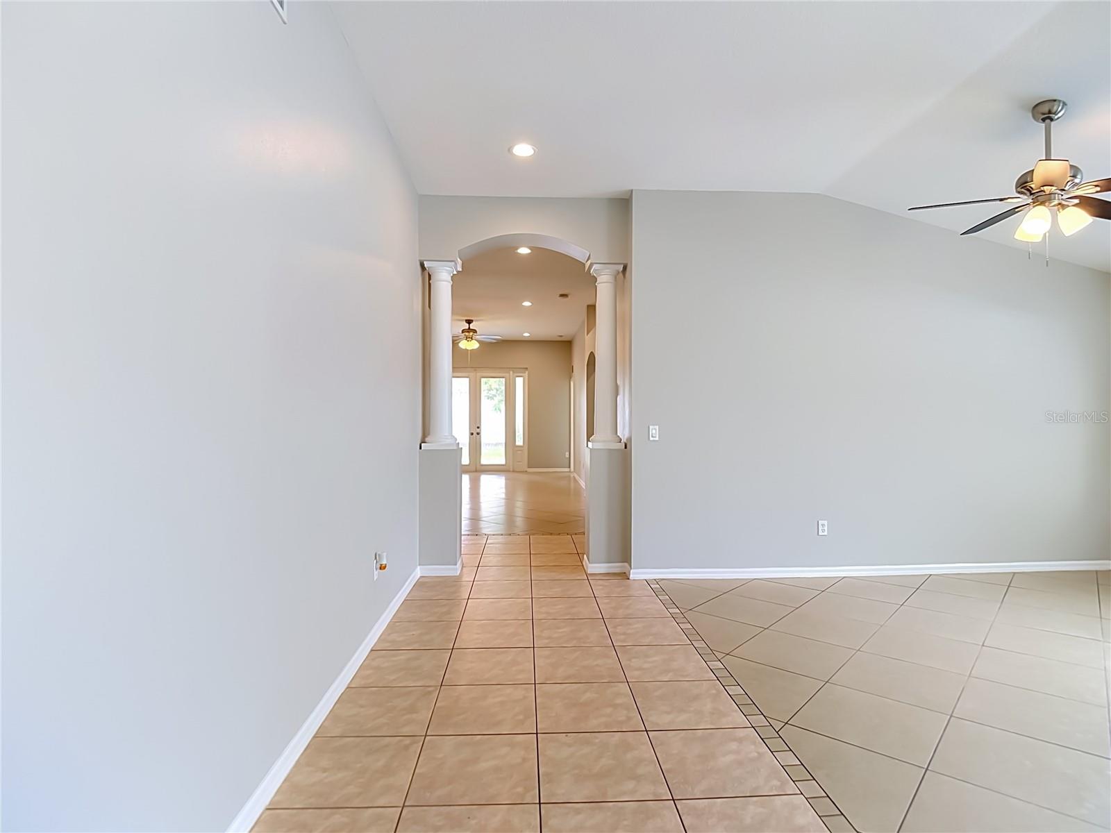 805 LESA GLEN PL, BRANDON, FL — photo 7