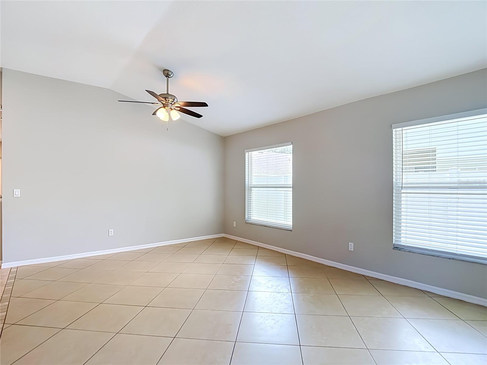 805 LESA GLEN PL, BRANDON, FL — photo 13