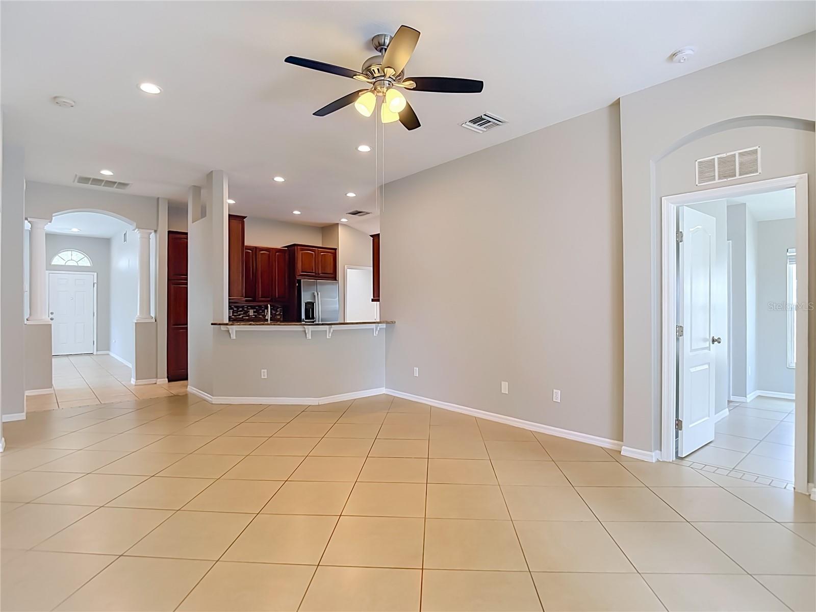 805 LESA GLEN PL, BRANDON, FL — photo 27