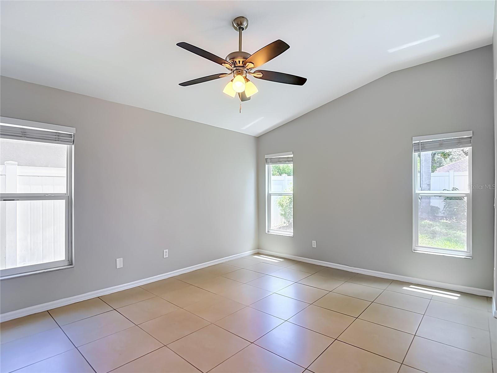 805 LESA GLEN PL, BRANDON, FL — photo 41