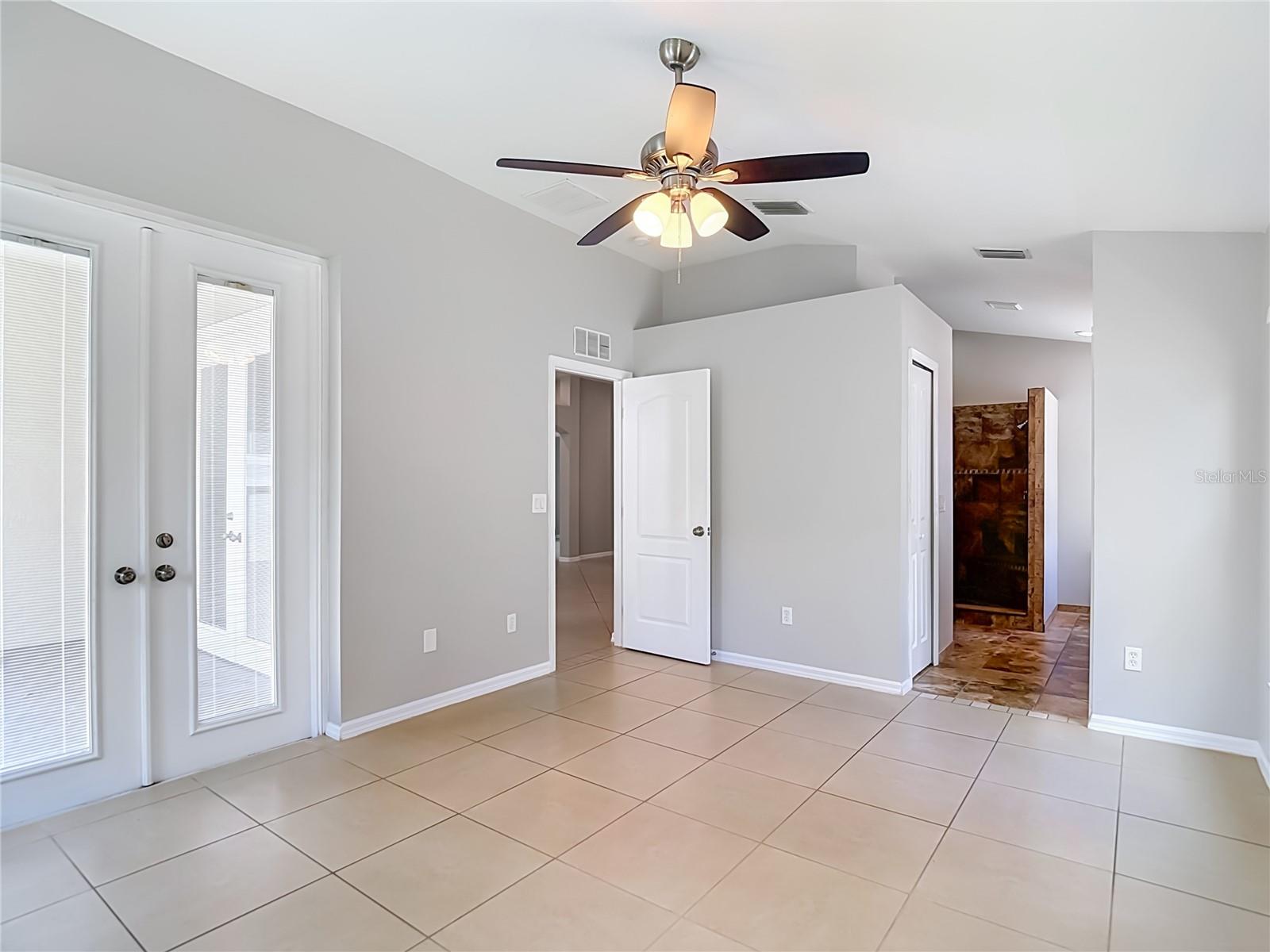 805 LESA GLEN PL, BRANDON, FL — photo 43