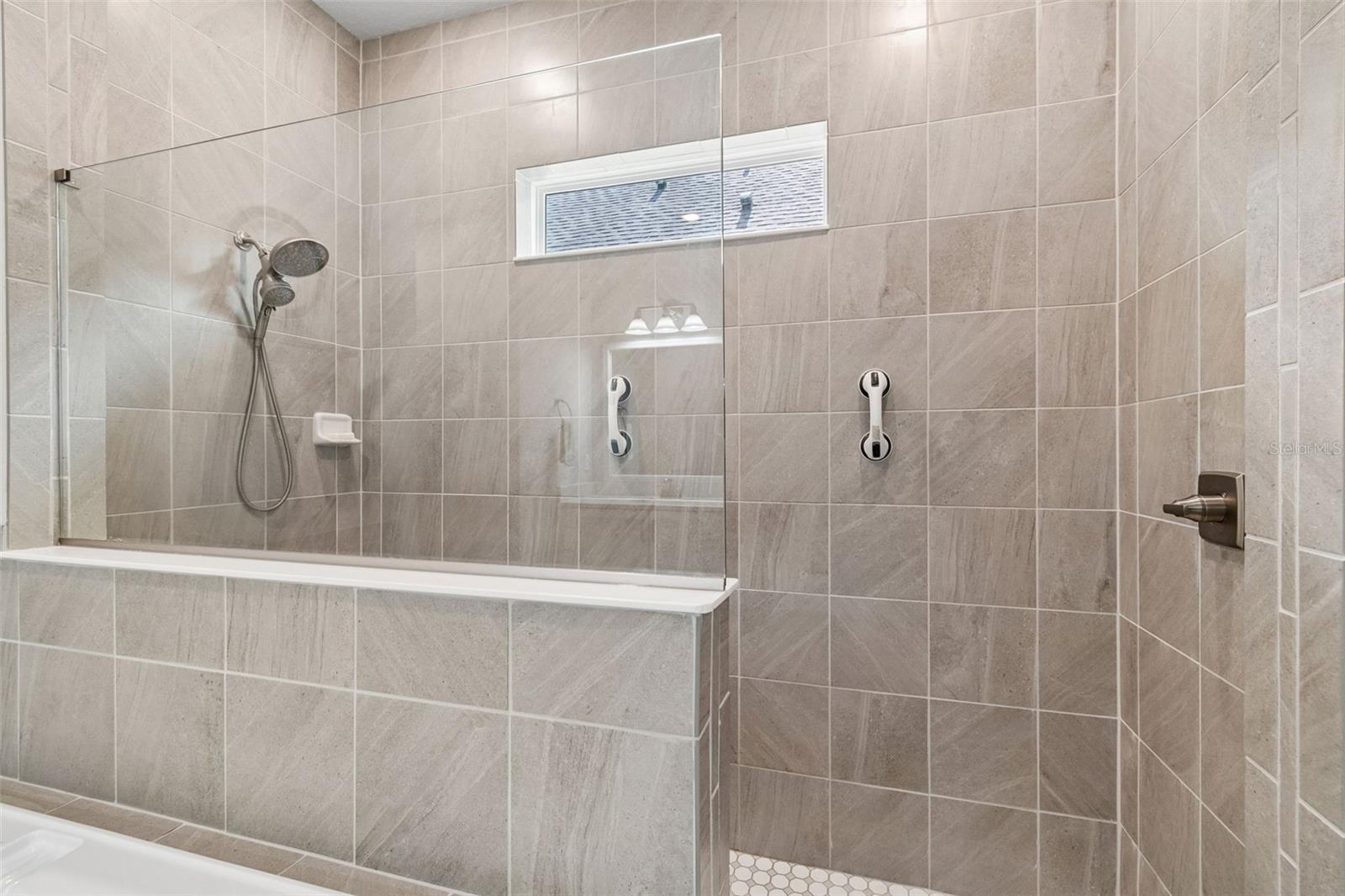 6112 WATERCOLOR DR, LITHIA, FL — photo 37