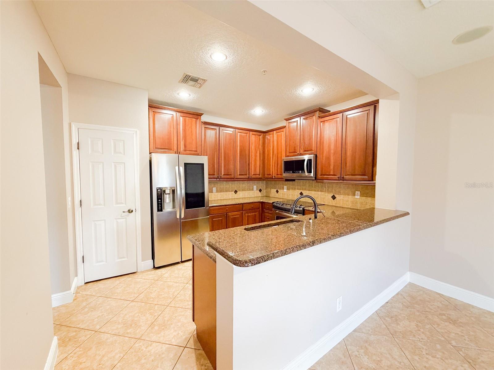 5489 BALDWIN PARK ST, ORLANDO, FL — photo 11