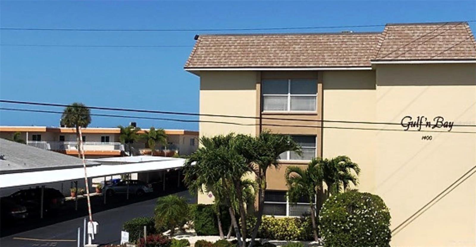 1400 TARPON CENTER DR #202, VENICE, FL