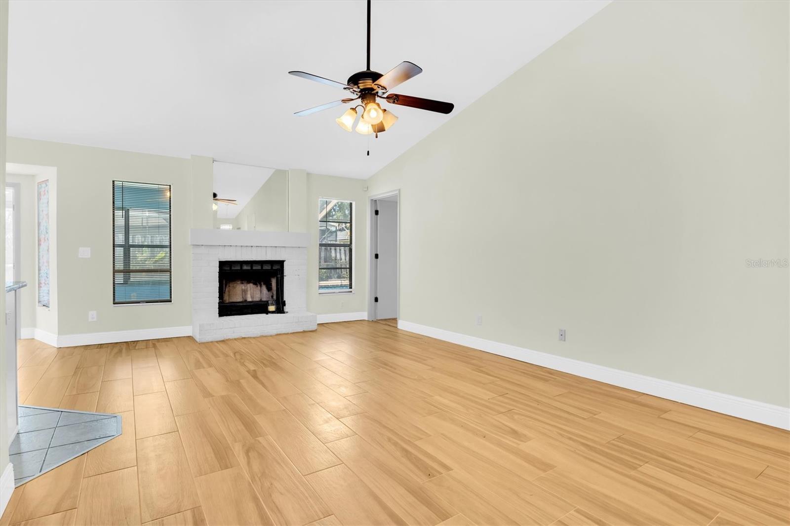 3631 102ND PL N, CLEARWATER, FL — photo 9