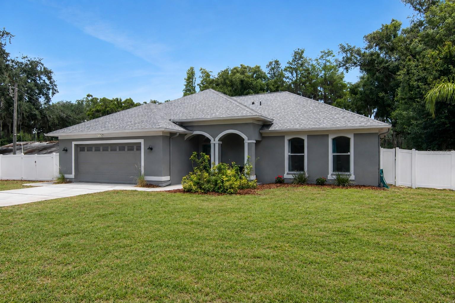 219 WILLOW BEND PKWY, LUTZ, FL — photo 4