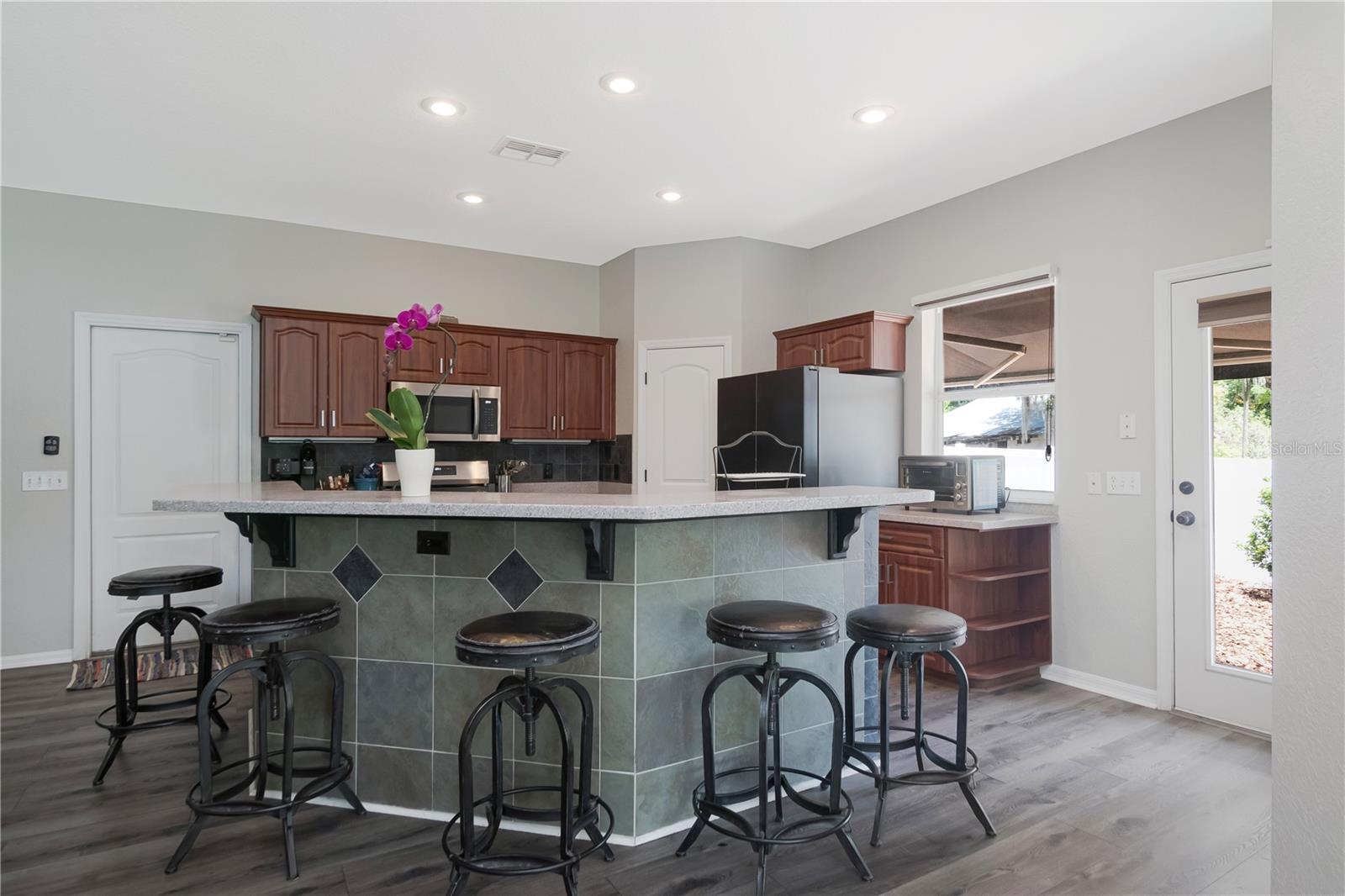 219 WILLOW BEND PKWY, LUTZ, FL — photo 10