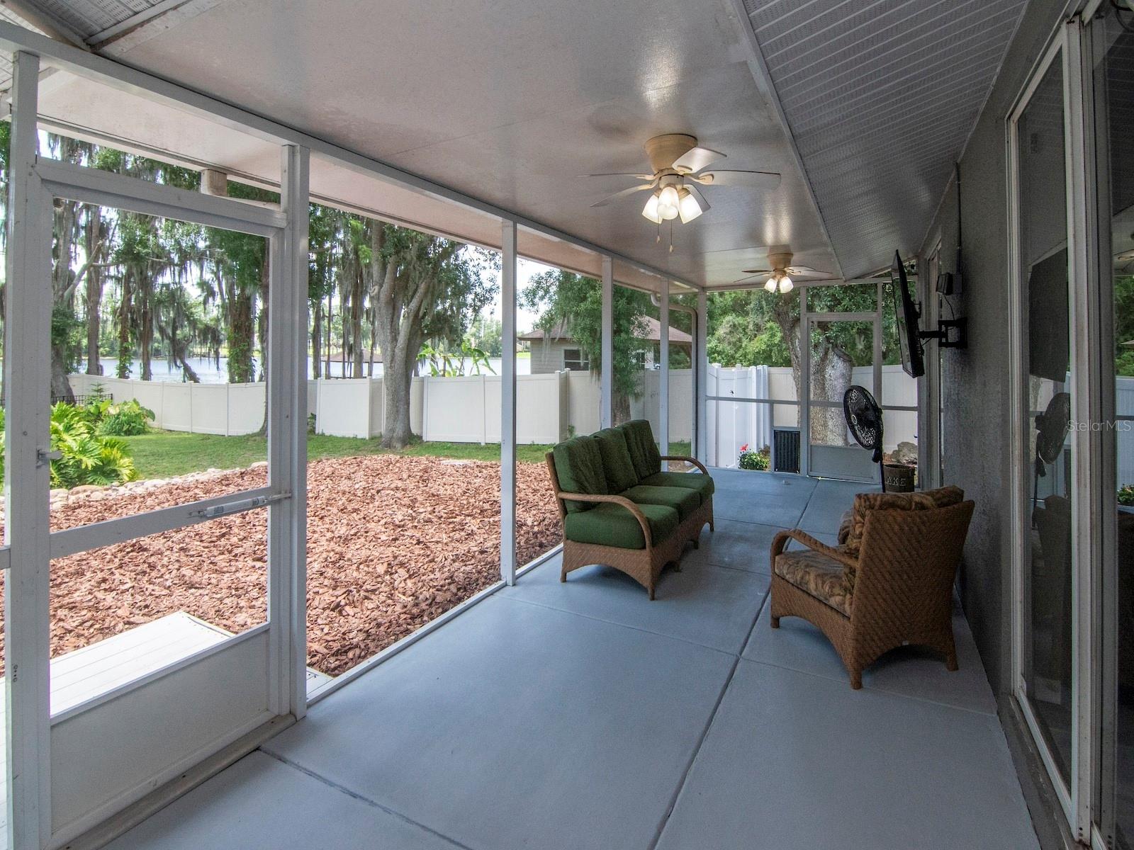 219 WILLOW BEND PKWY, LUTZ, FL — photo 26