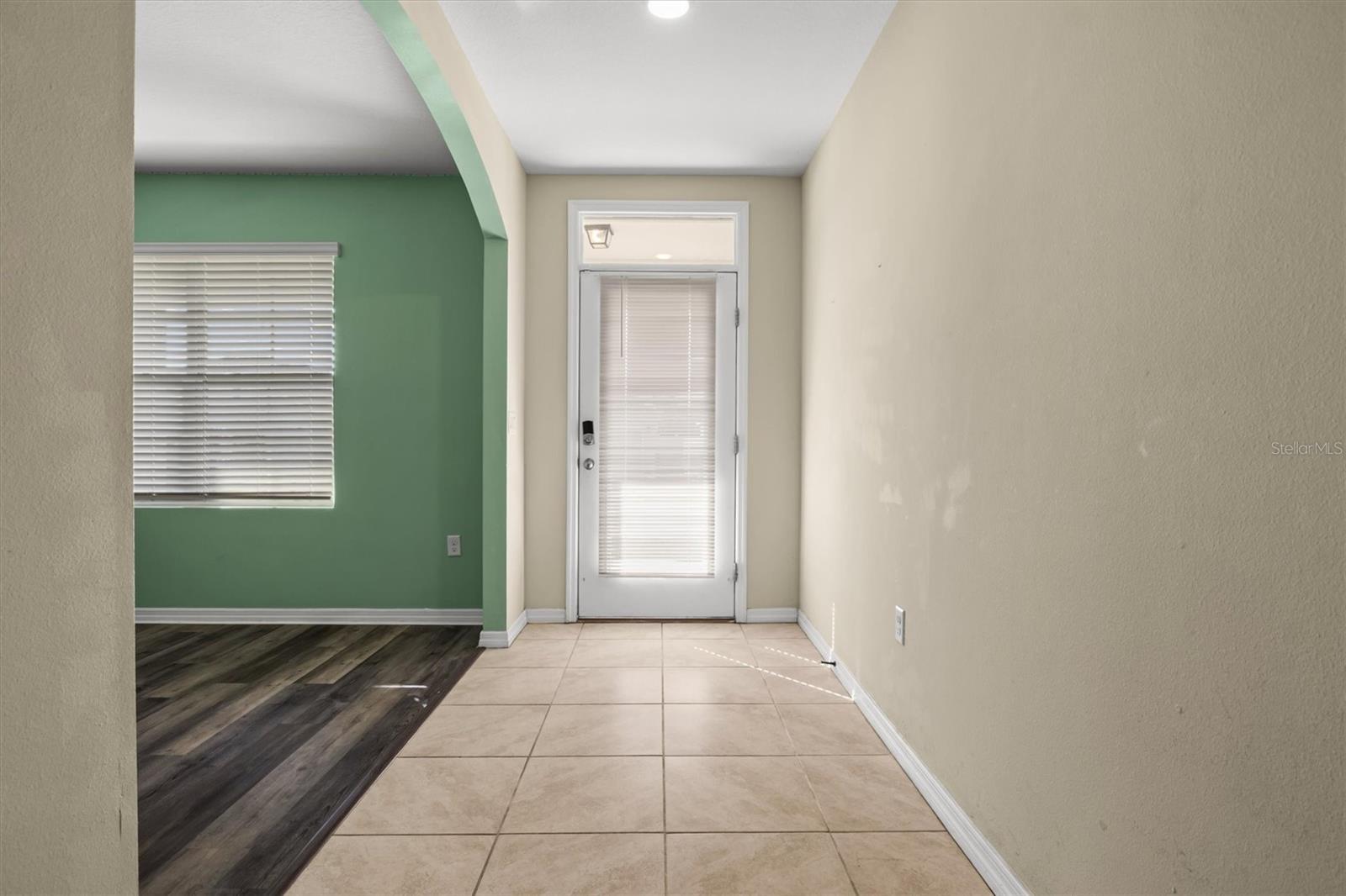 323 HARBOUR WAY, MULBERRY, FL — photo 3