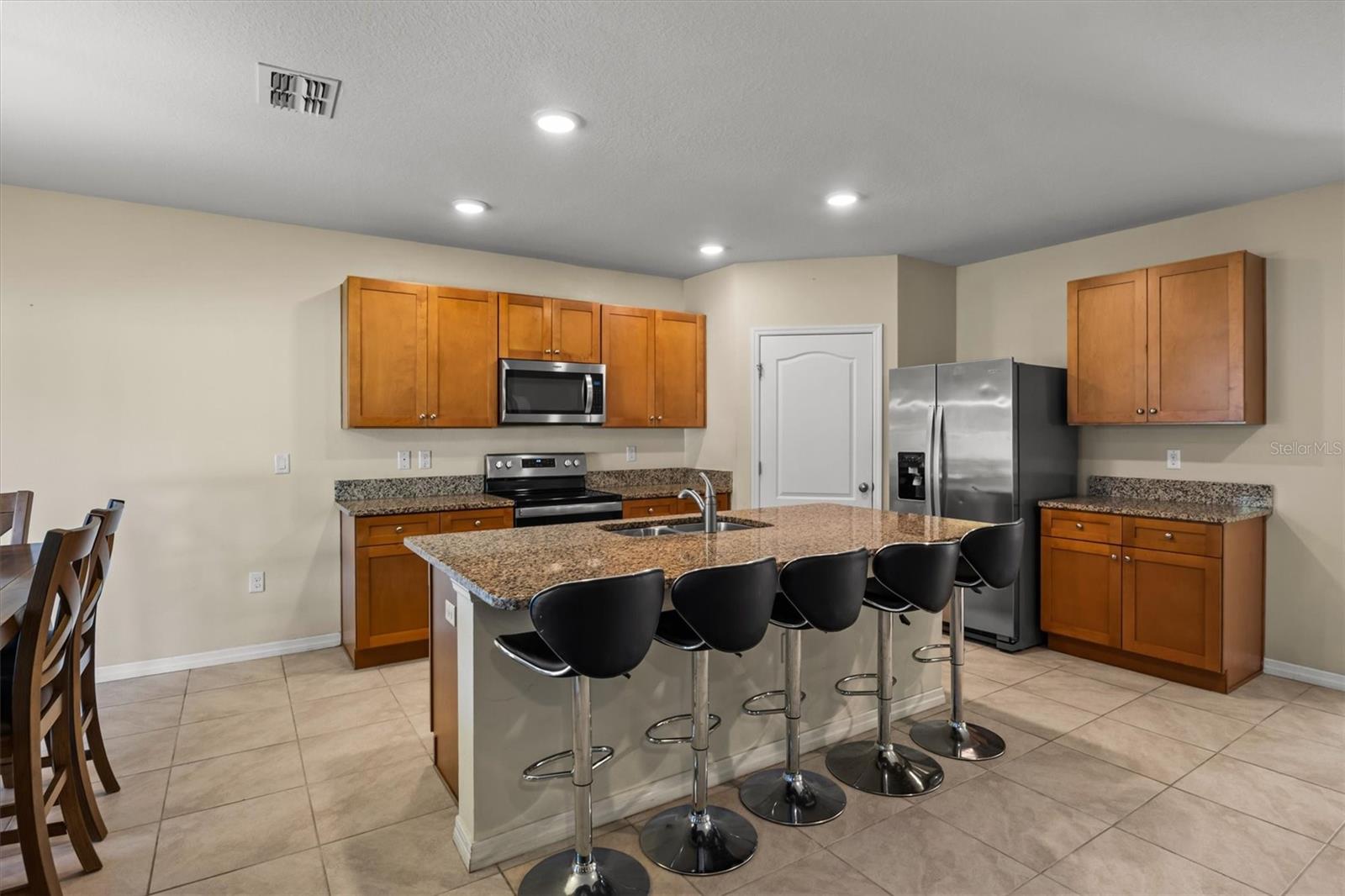 323 HARBOUR WAY, MULBERRY, FL — photo 9
