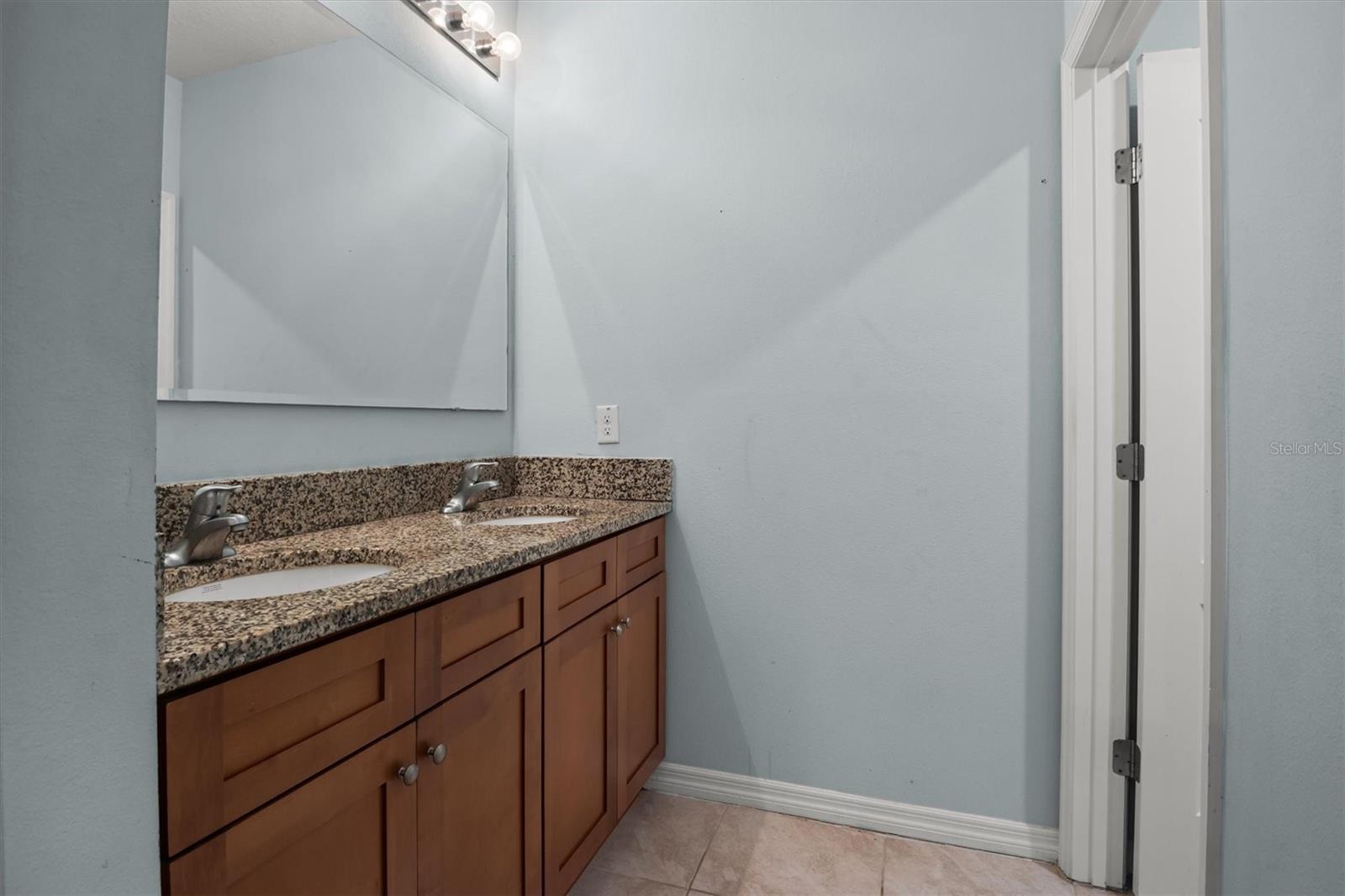 323 HARBOUR WAY, MULBERRY, FL — photo 32