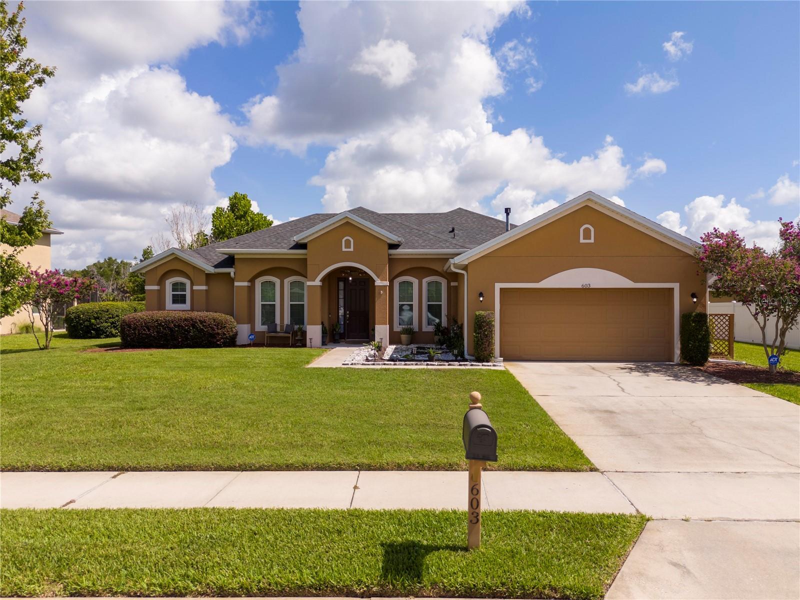 603 BRITTLE FERN AVE, DELAND, FL