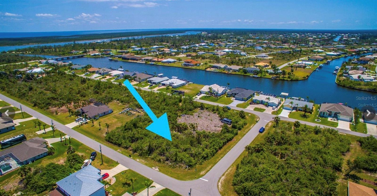 15531 AQUA CIR, PORT CHARLOTTE, FL