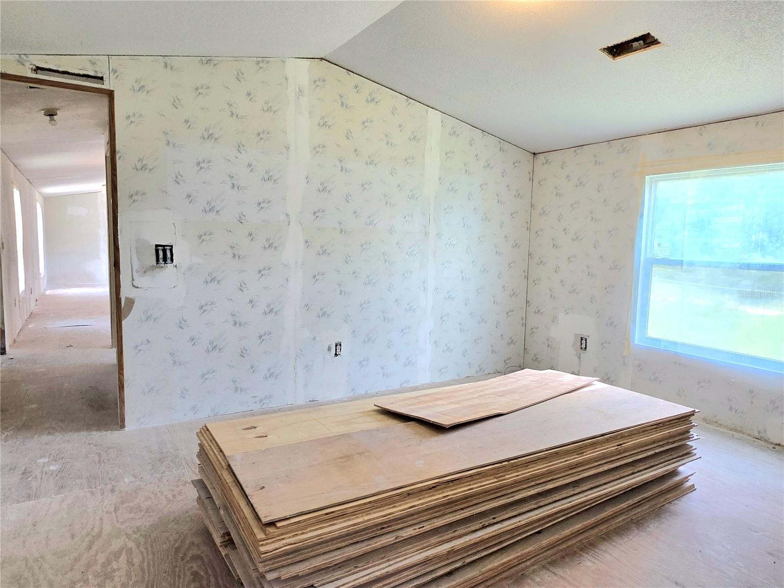 8443 HAMSTER DR, ZEPHYRHILLS, FL — photo 18