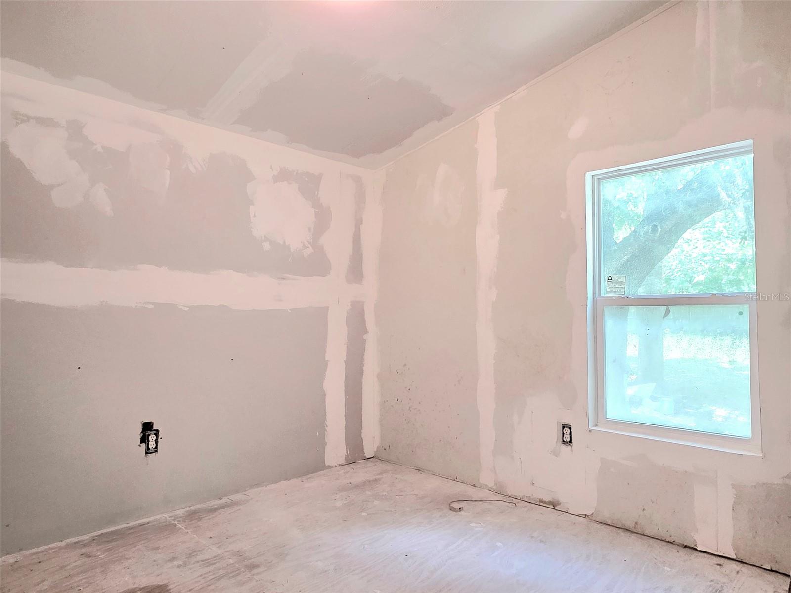 8443 HAMSTER DR, ZEPHYRHILLS, FL — photo 28