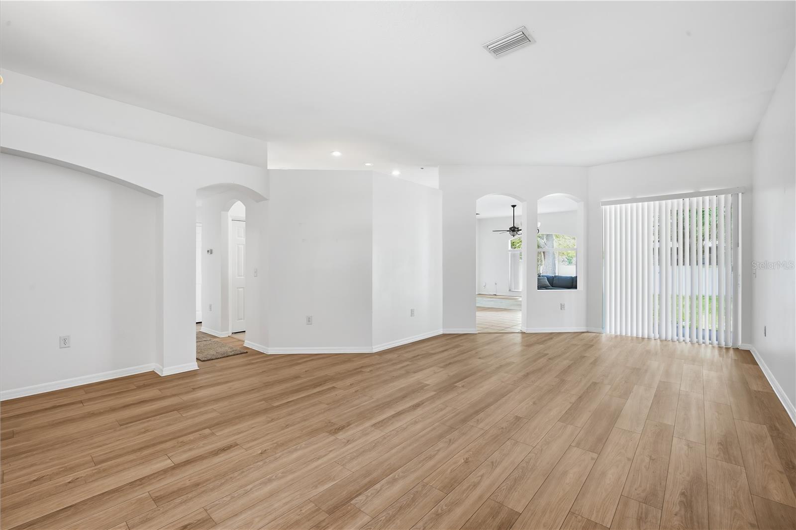 5912 BRAMBLE BUSH CT, ZEPHYRHILLS, FL — photo 5