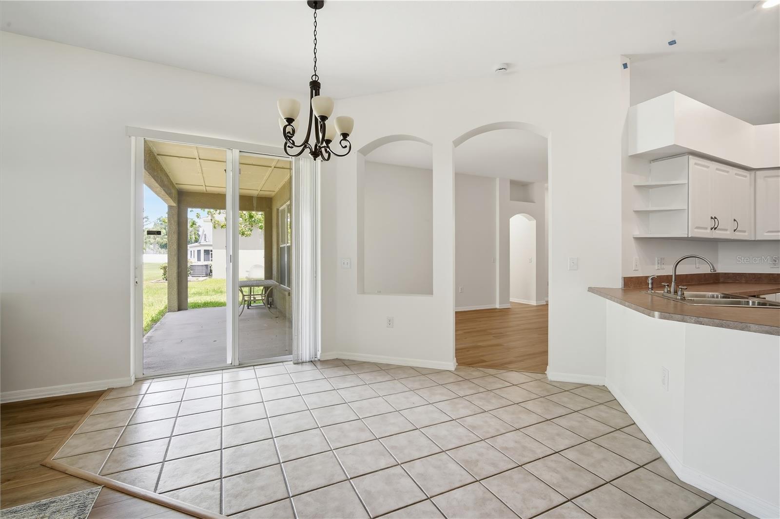 5912 BRAMBLE BUSH CT, ZEPHYRHILLS, FL — photo 6