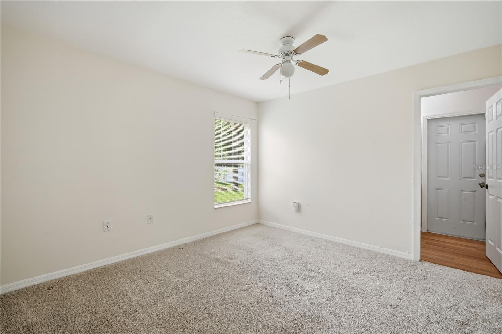 5912 BRAMBLE BUSH CT, ZEPHYRHILLS, FL — photo 19