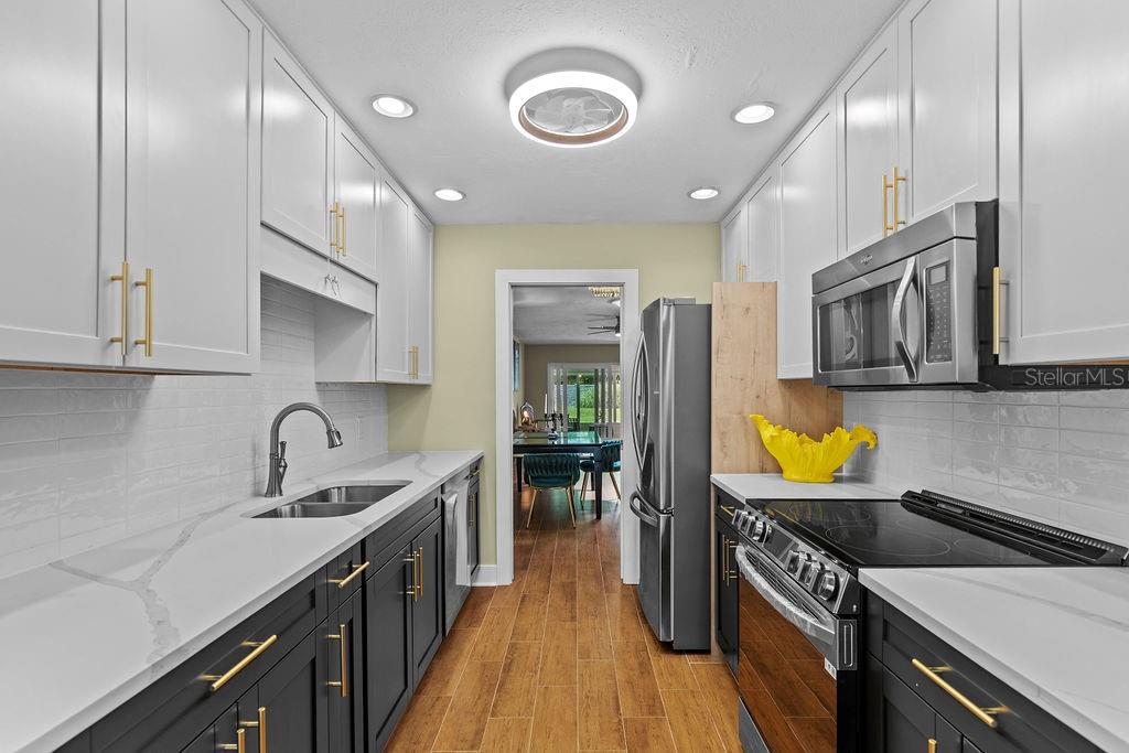 215 BOCA CIEGA POINT BLVD N #3, ST PETERSBURG, FL — photo 12