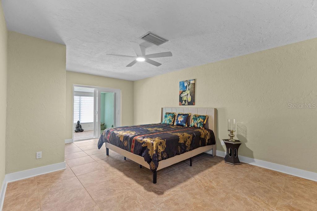 215 BOCA CIEGA POINT BLVD N #3, ST PETERSBURG, FL — photo 33