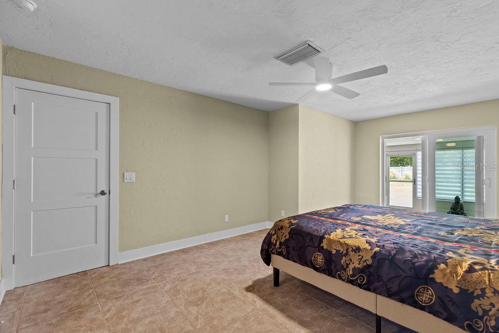 215 BOCA CIEGA POINT BLVD N #3, ST PETERSBURG, FL — photo 35