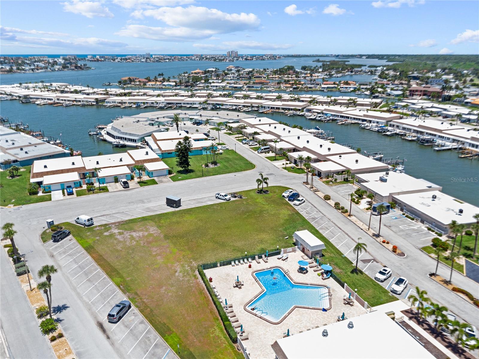 215 BOCA CIEGA POINT BLVD N #3, ST PETERSBURG, FL — photo 76