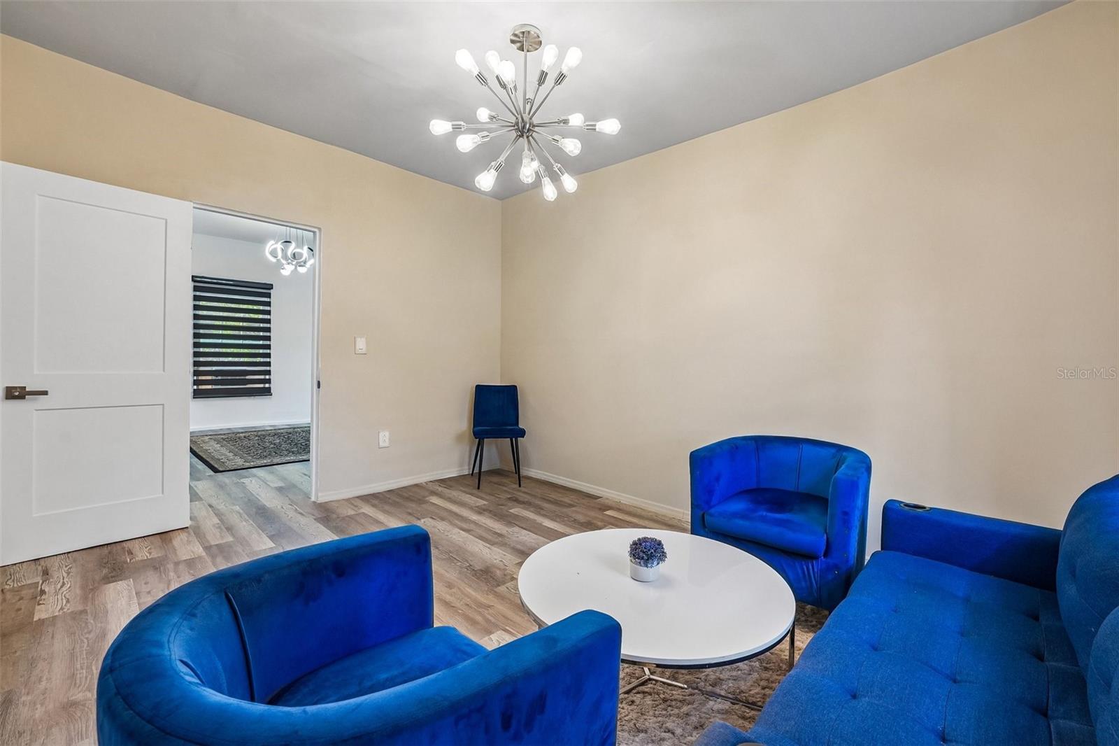 8514 N BRANCH AVE, TAMPA, FL — photo 25