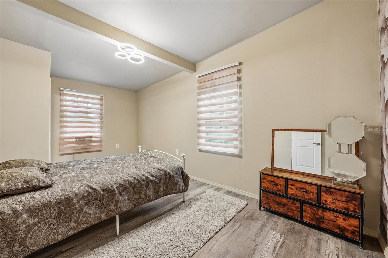 8514 N BRANCH AVE, TAMPA, FL — photo 37