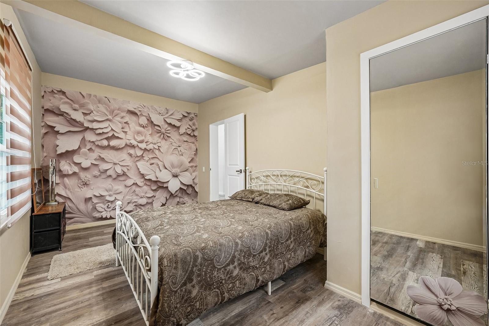 8514 N BRANCH AVE, TAMPA, FL — photo 39
