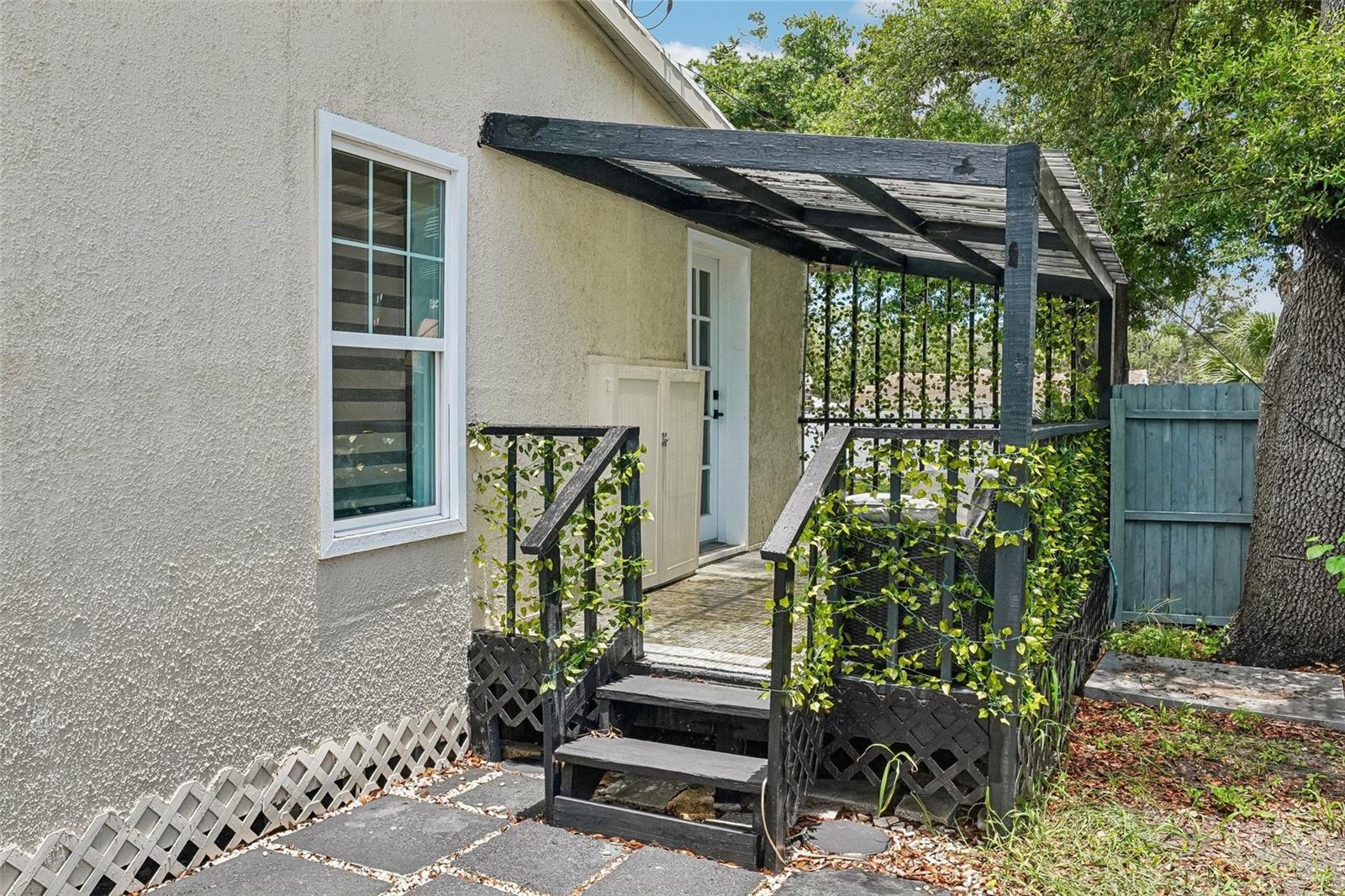8514 N BRANCH AVE, TAMPA, FL — photo 52