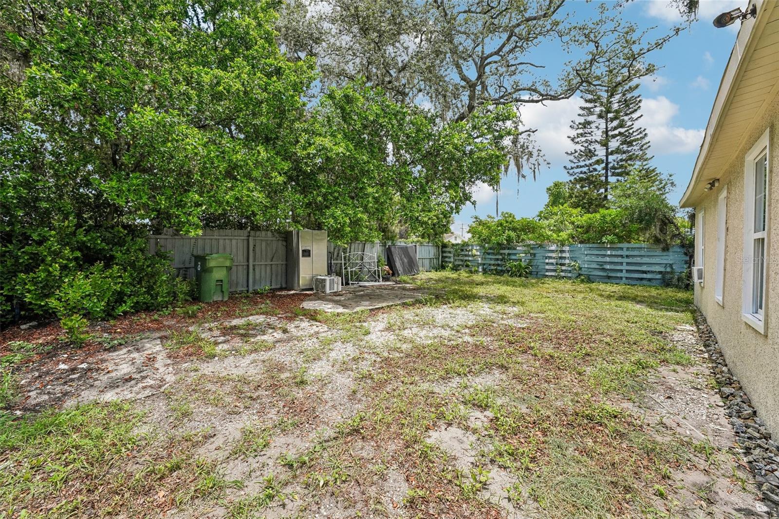 8514 N BRANCH AVE, TAMPA, FL — photo 56