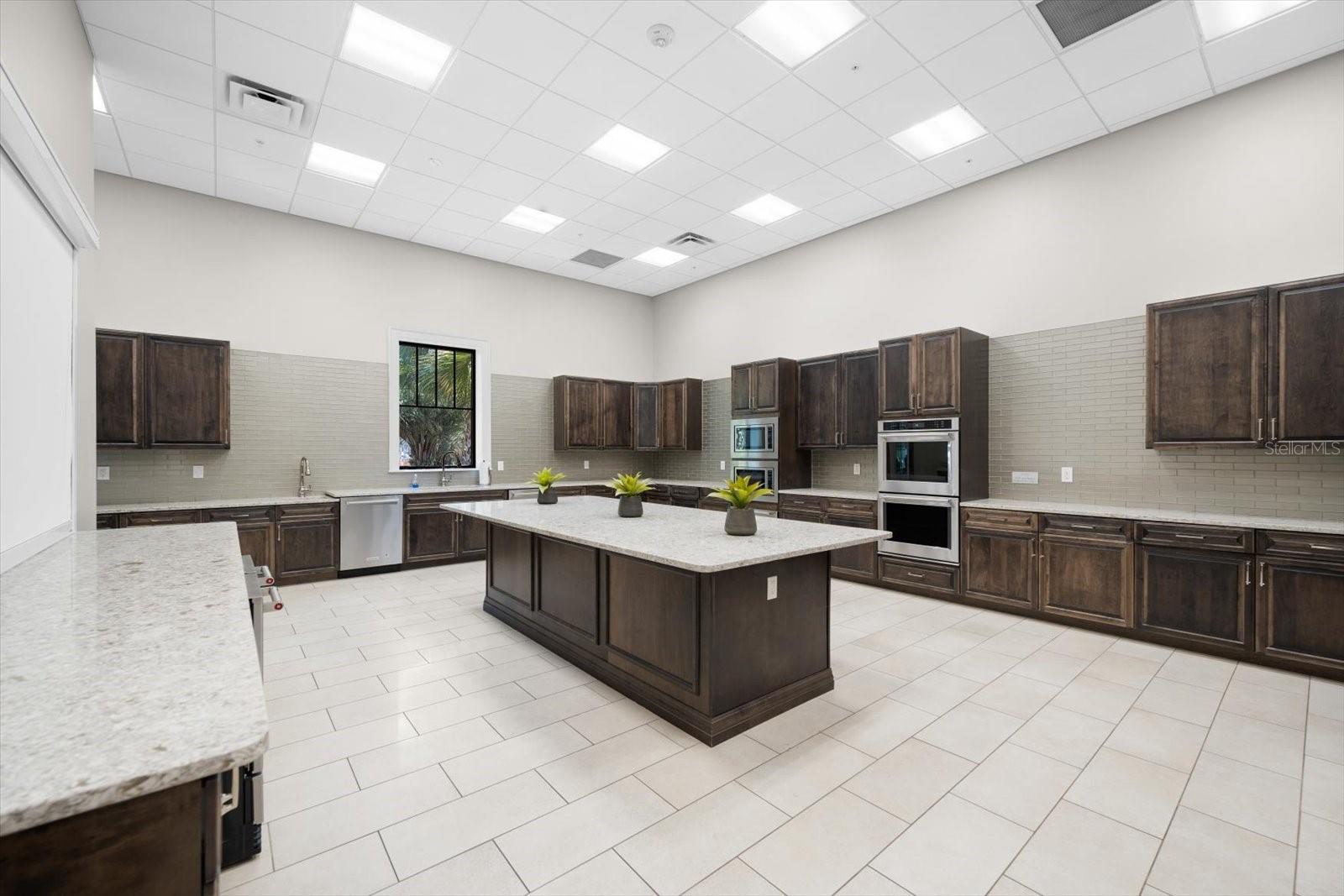 17658 CAMDEN DR, BRADENTON, FL — photo 62