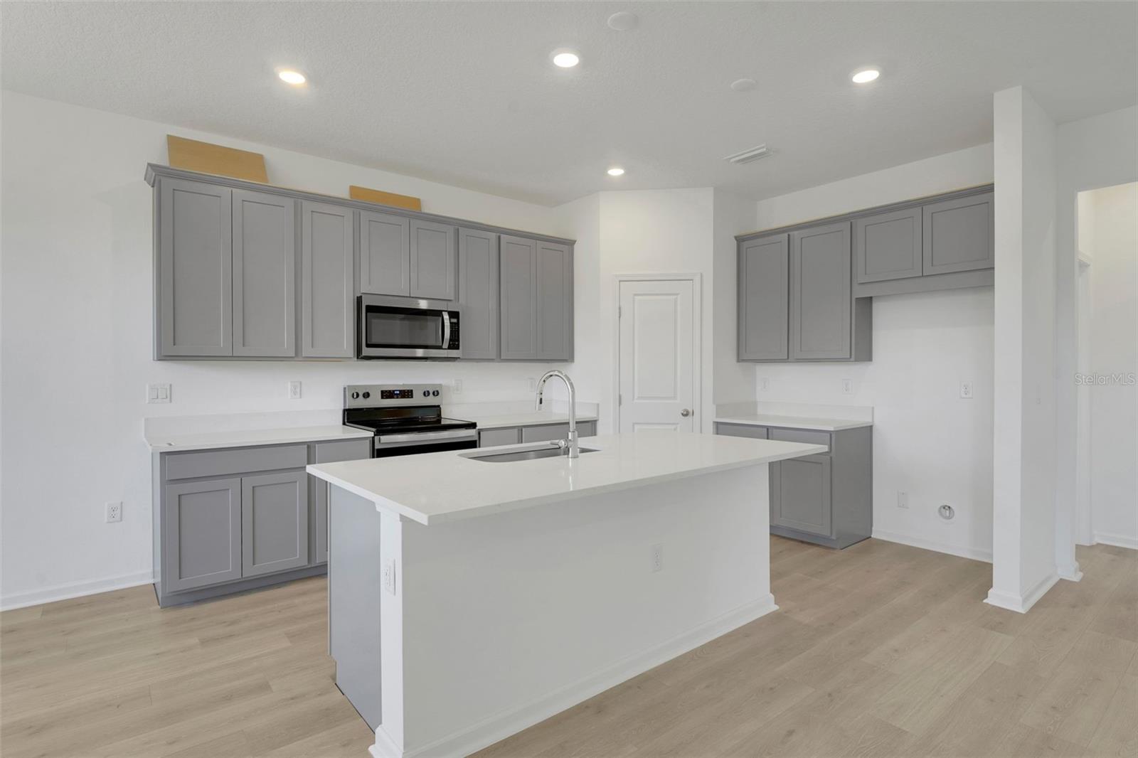 300 MEREDITH BLVD, WINTER HAVEN, FL — photo 13