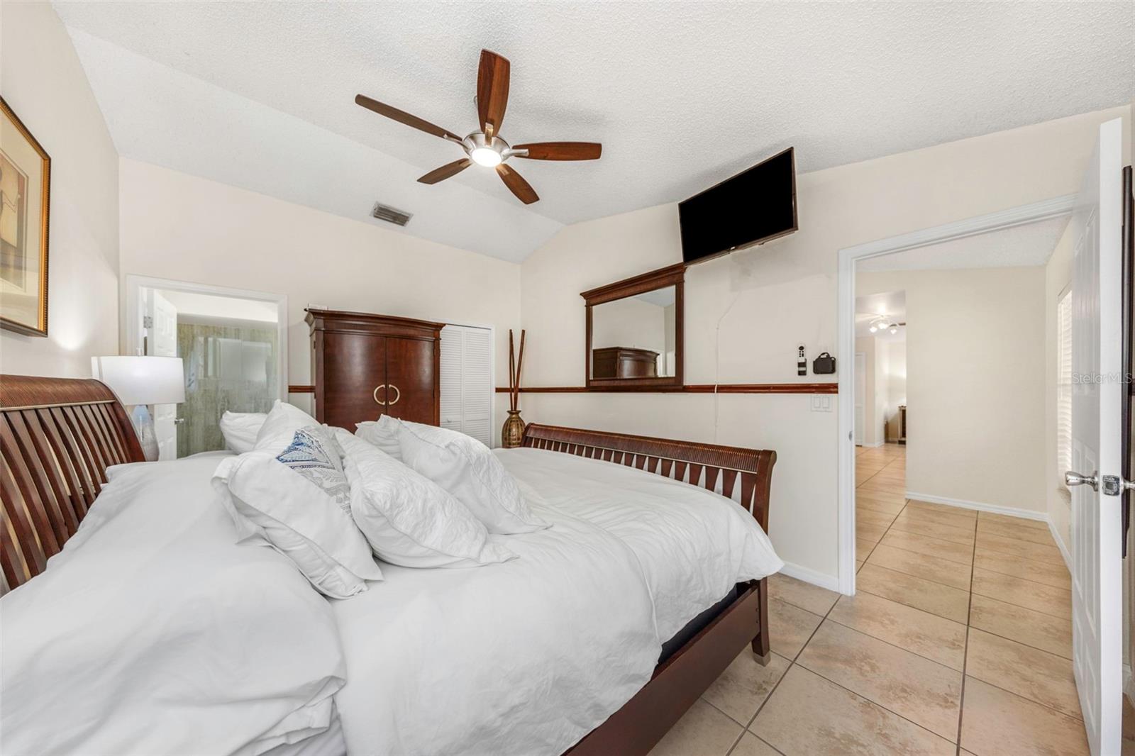 2437 HAWK AVE, PALM HARBOR, FL — photo 18