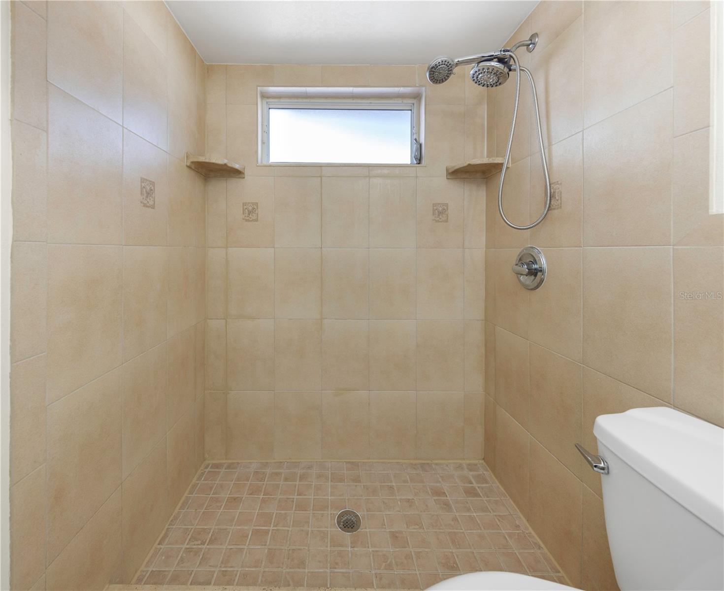 2437 HAWK AVE, PALM HARBOR, FL — photo 25