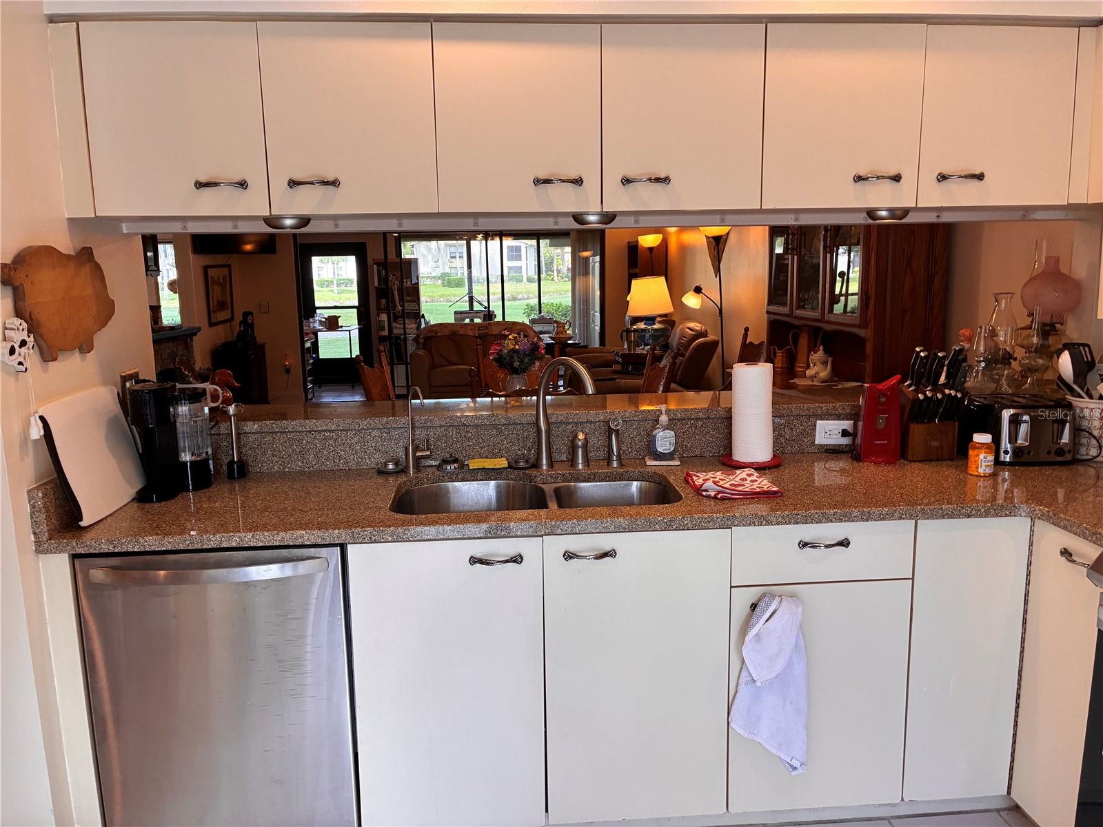4521 KINGSMERE #6, SARASOTA, FL — photo 17