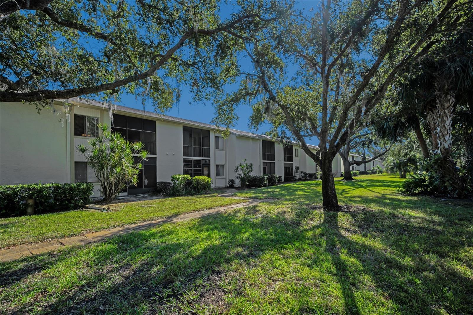 110 CYPRESS CT #3-82, OLDSMAR, FL — photo 28