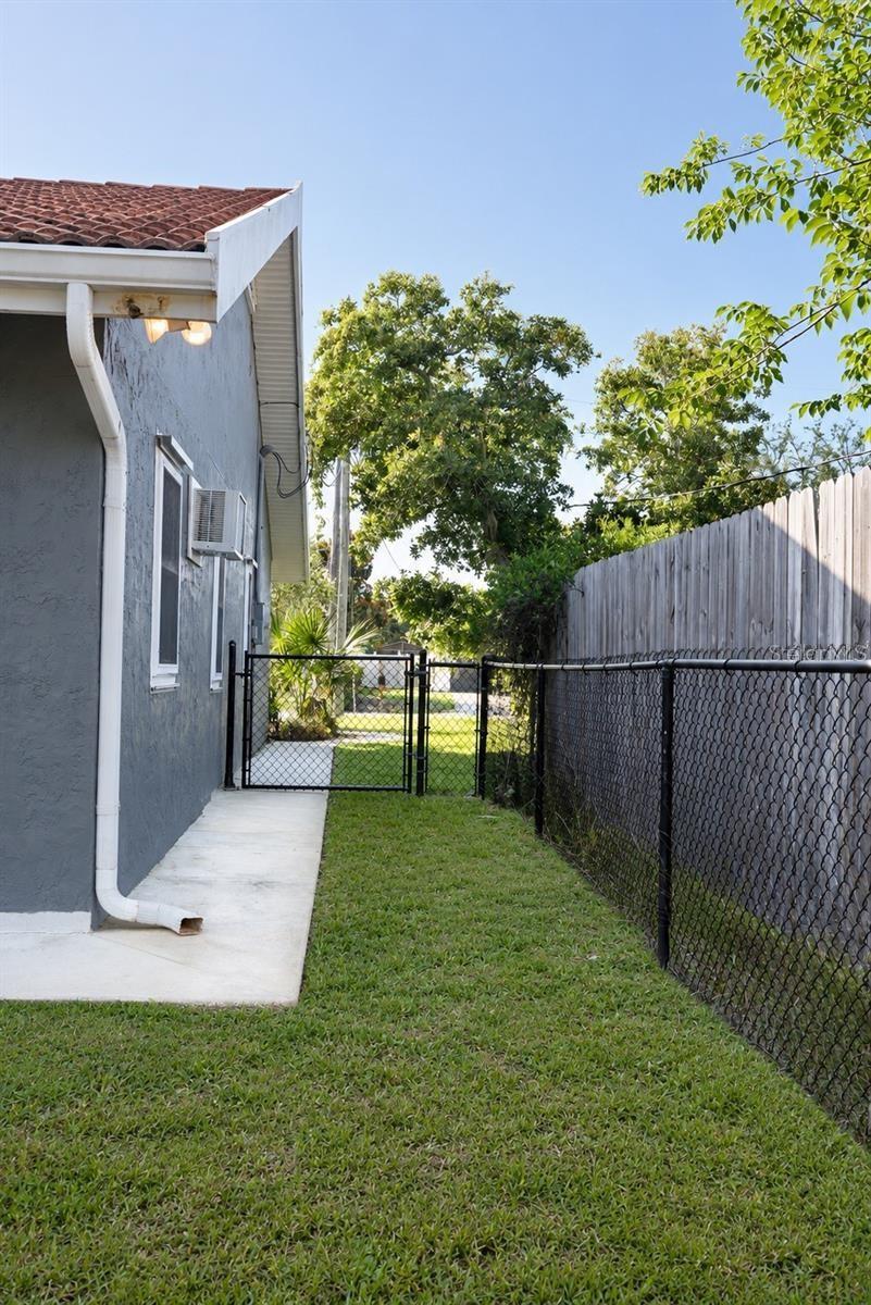 10 FALLS PL, PALM COAST, FL — photo 41