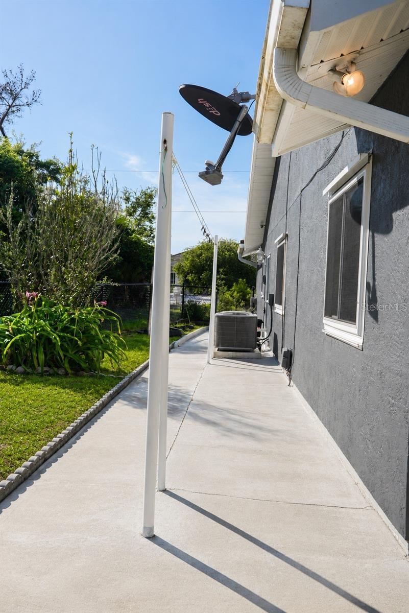 10 FALLS PL, PALM COAST, FL — photo 44