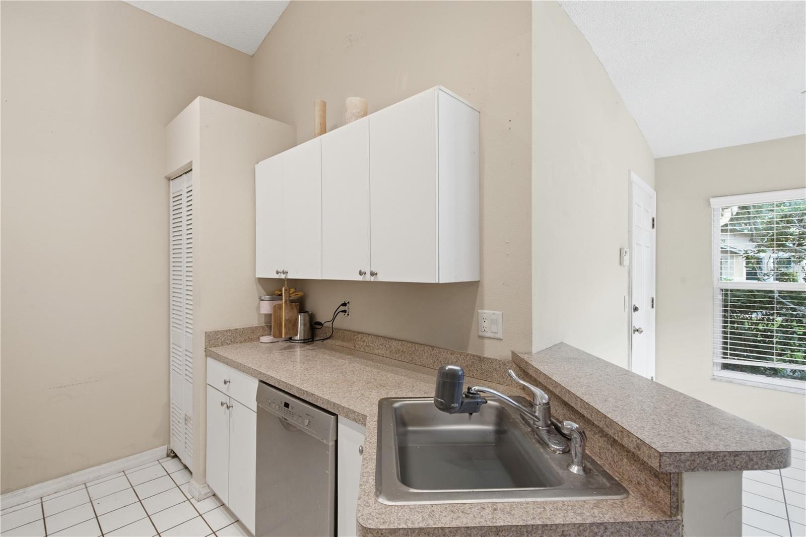 3225 GULF WATCH CT, SARASOTA, FL — photo 12