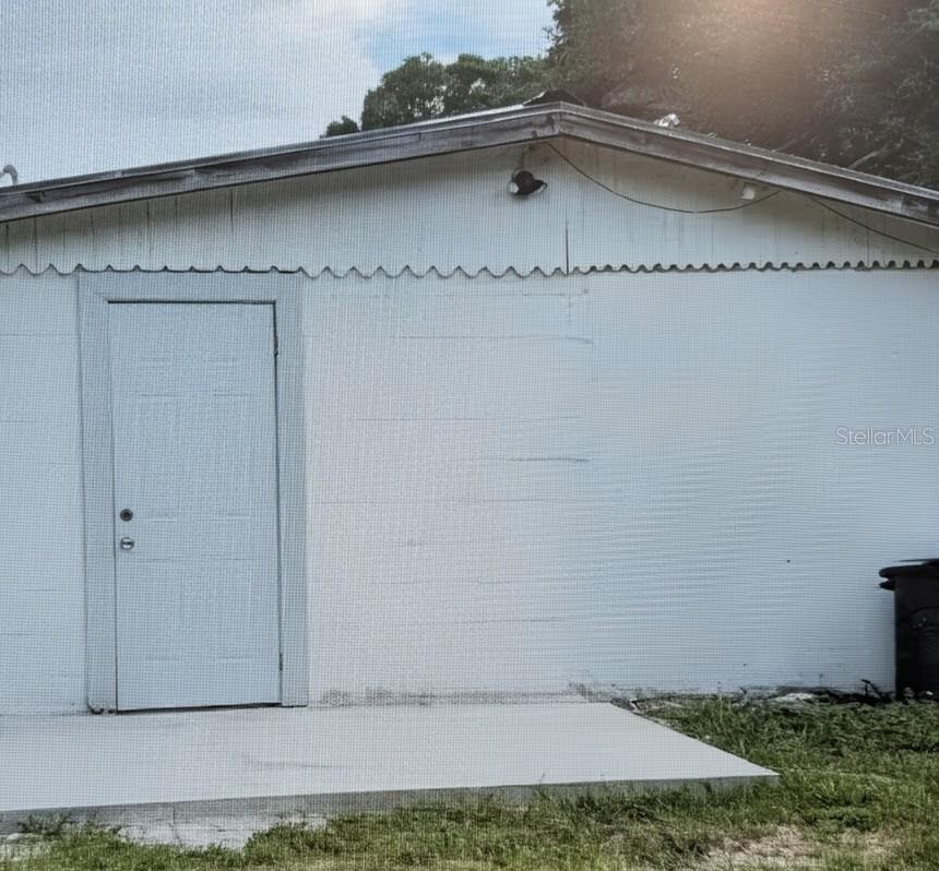 2725 SAMPLE ST, KISSIMMEE, FL — photo 2