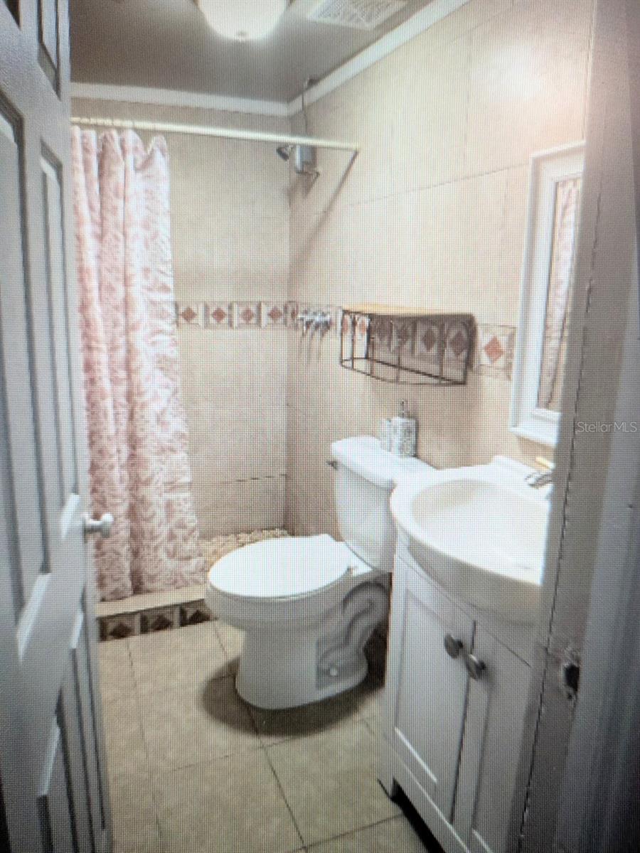 2725 SAMPLE ST, KISSIMMEE, FL — photo 7
