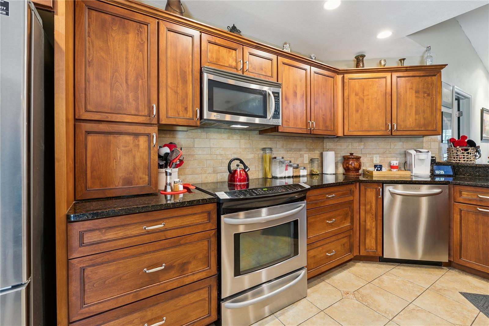 7050 SCENIC HILLS BLVD, LAKELAND, FL — photo 2