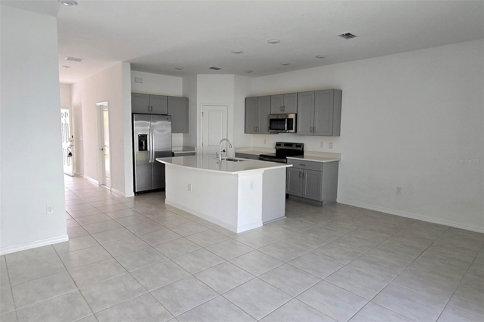 2978 CANARY AVE, DAVENPORT, FL — photo 7