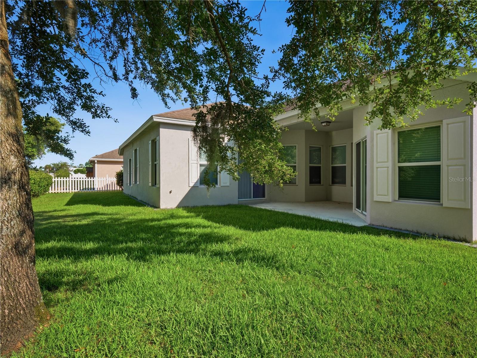695 GRAPE IVY LN, NEW SMYRNA BEACH, FL — photo 4