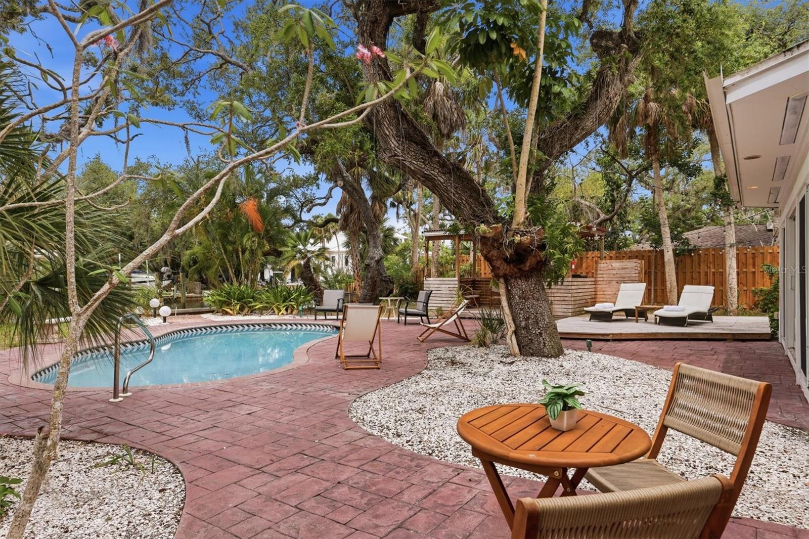 1232 NORTHPORT DR, SARASOTA, FL — photo 21