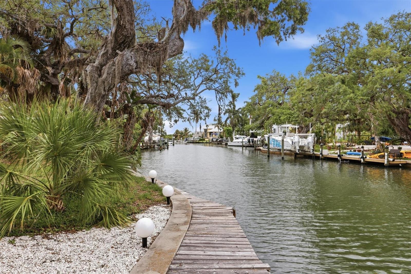 1232 NORTHPORT DR, SARASOTA, FL — photo 24