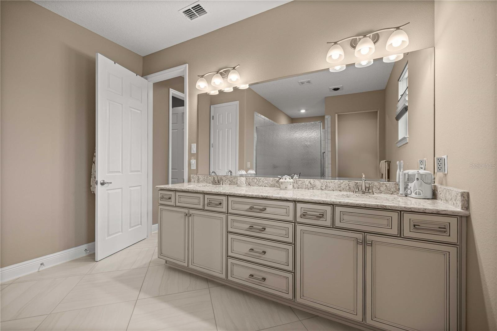 8477 SW 93RD CIR, OCALA, FL — photo 24